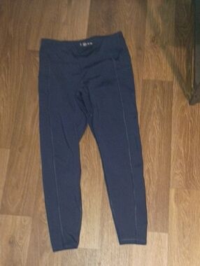 Women’s Navy Leggings – Unbranded